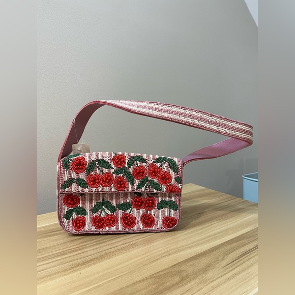 The Fiona Beaded Bag: Food & Drink Edition - Picture 3 of 8